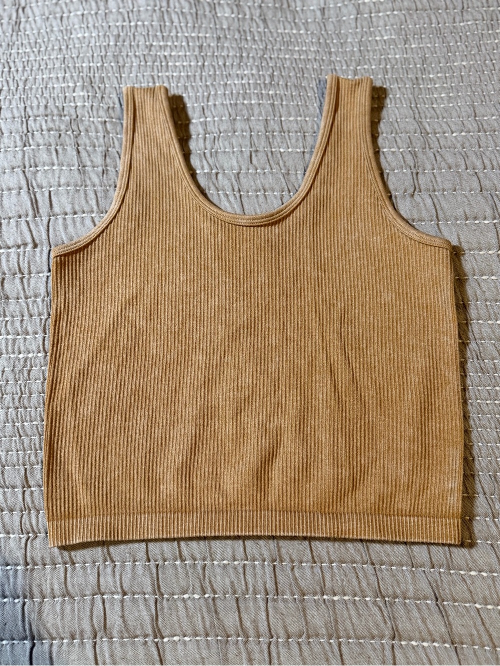 NWOT New Mix Classic Ribbed Seamless Tank Top - Mineral Wash Camel / L